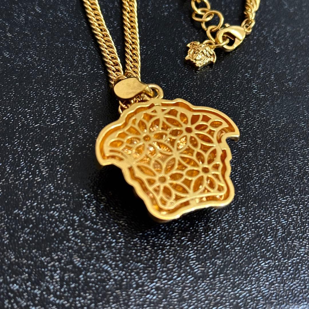 VERSACE 大ぶり メデューサ ネックレス ゴールド 1008766