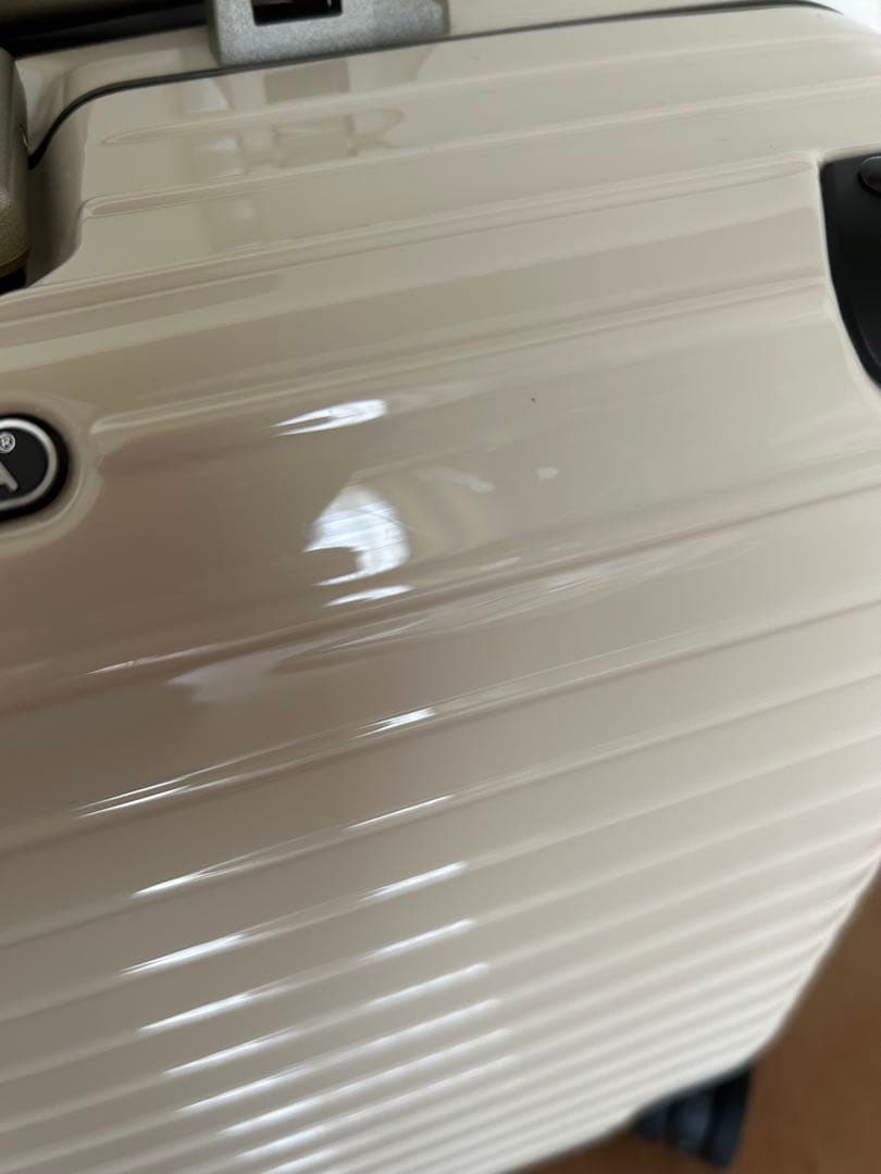 【美品】RIMOWA LIMBO ビジネスキャリーケース 27L