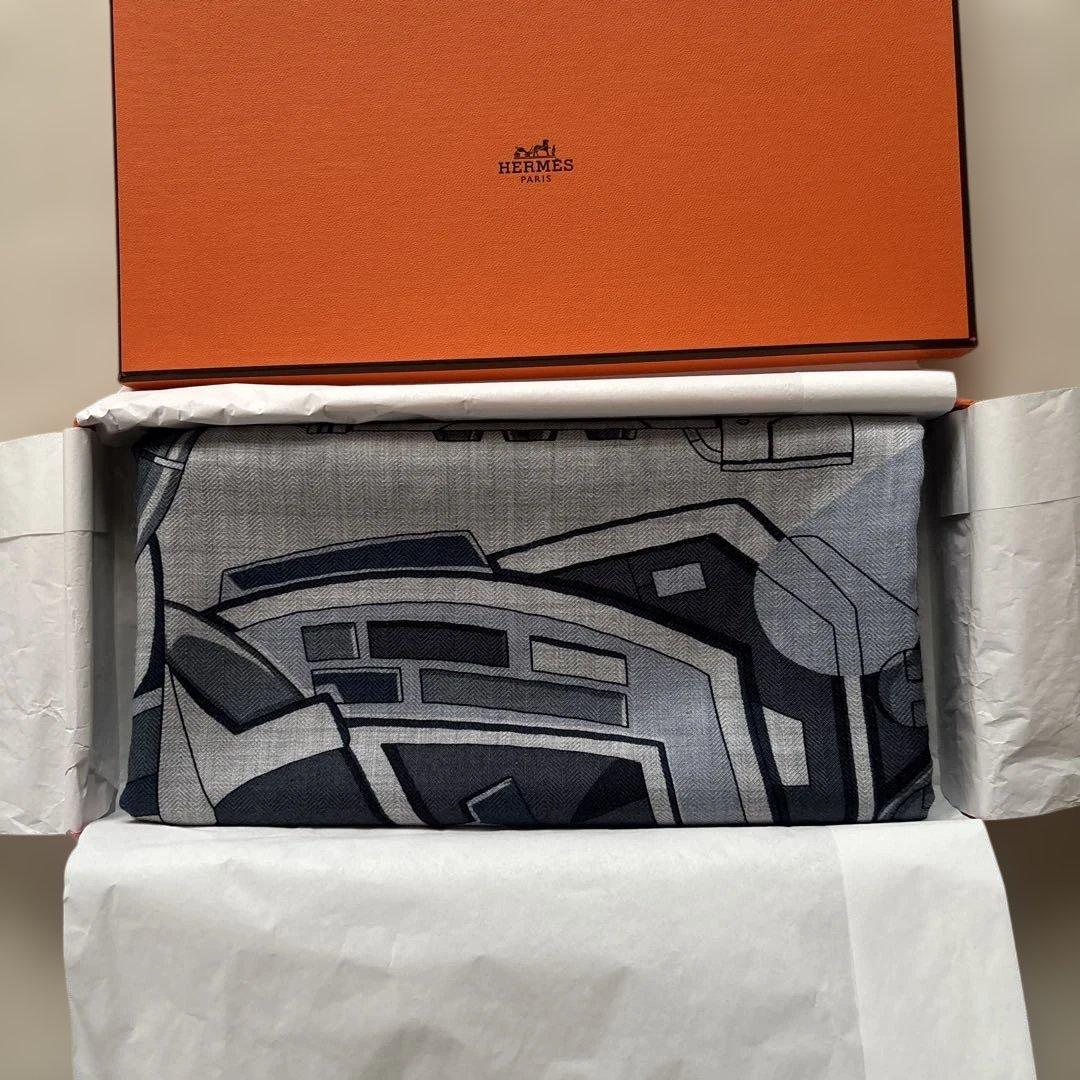 HERMES カシミヤシルクカレ100 ＜ネオ・ブランデンブルク＞タグ付き