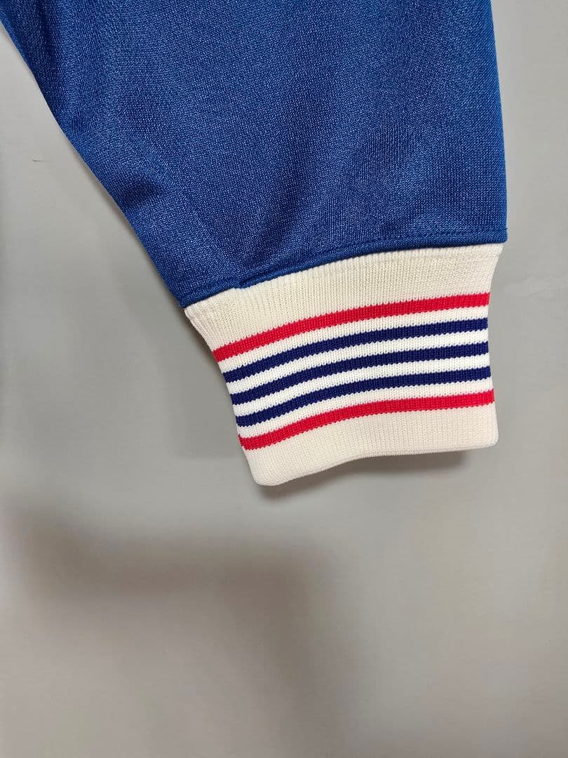 BEAMSBOY 別注NEEDLES／Track V‐neck pullover