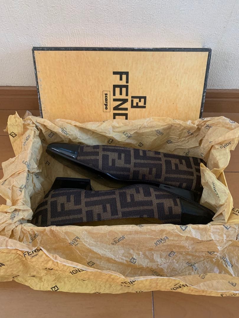 美品✨　フェンディ　ズッカ柄　パンプス　ヒール　37→24cm