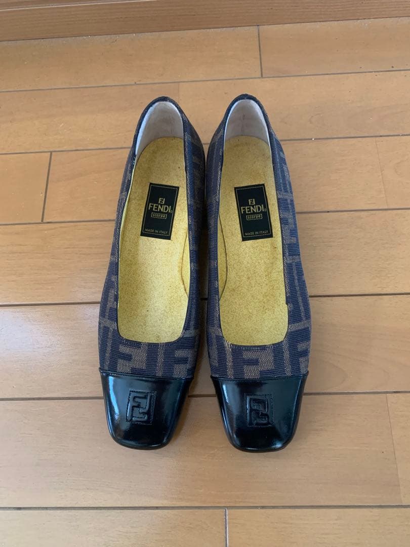 美品✨　フェンディ　ズッカ柄　パンプス　ヒール　37→24cm