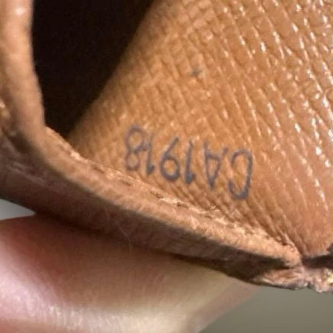 ⑨☆在庫SALE/優良品☆モノグラム♪マルコ☆2つ折り財布★ポケットあり