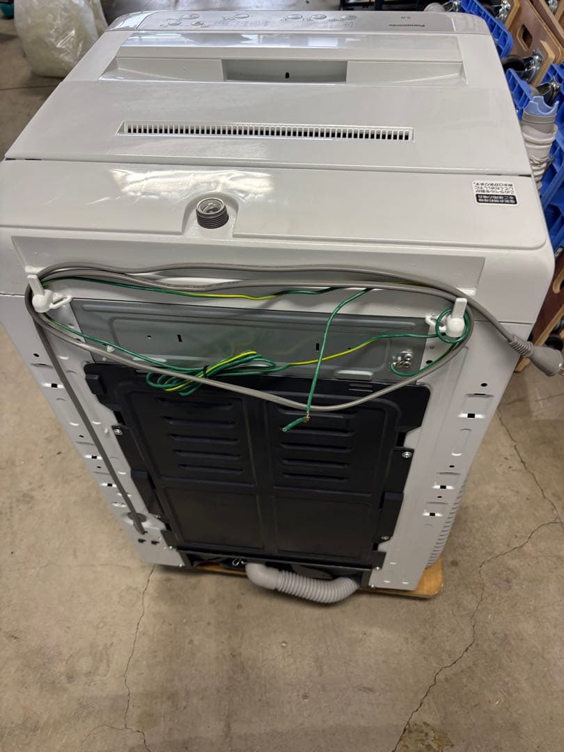 パナソニック洗濯機5kg NA-F50B152022年製T