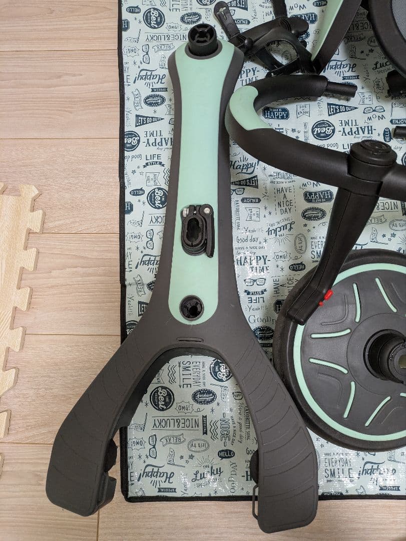 グロッバー　エクストローラートライク4in1 ダッドウェイ限定カラー　　三輪車