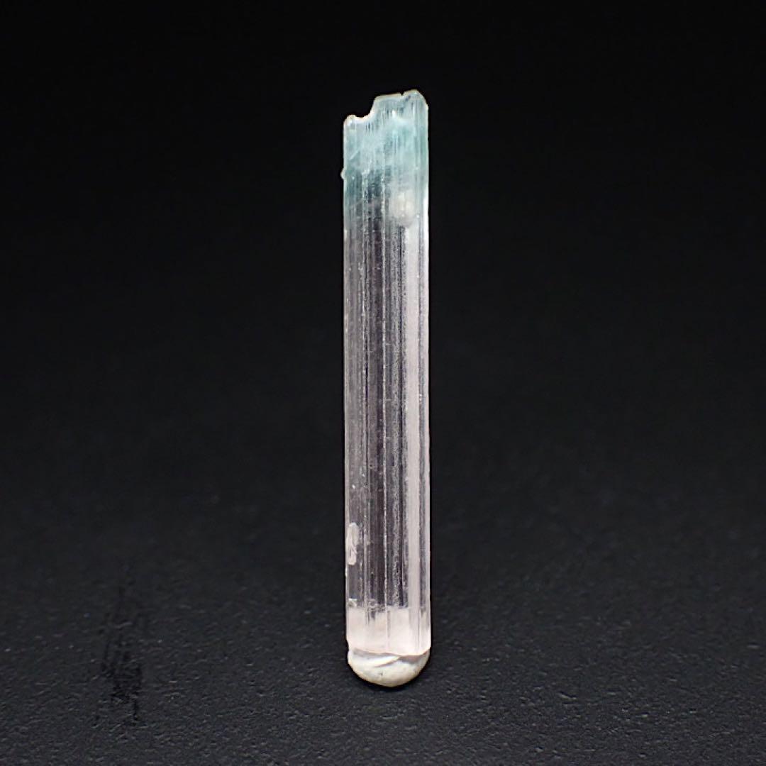 【アフガニスタン/ピーチ鉱山産】トルマリン結晶