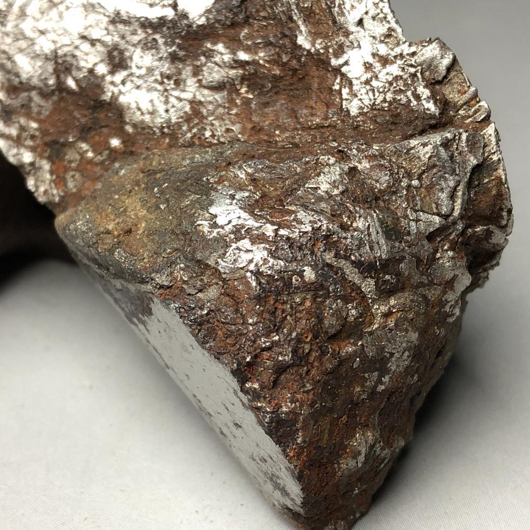 隕石 鉄隕石　アルタイ隕石　エンドカット　ナチュラル　重さ約175ｇ