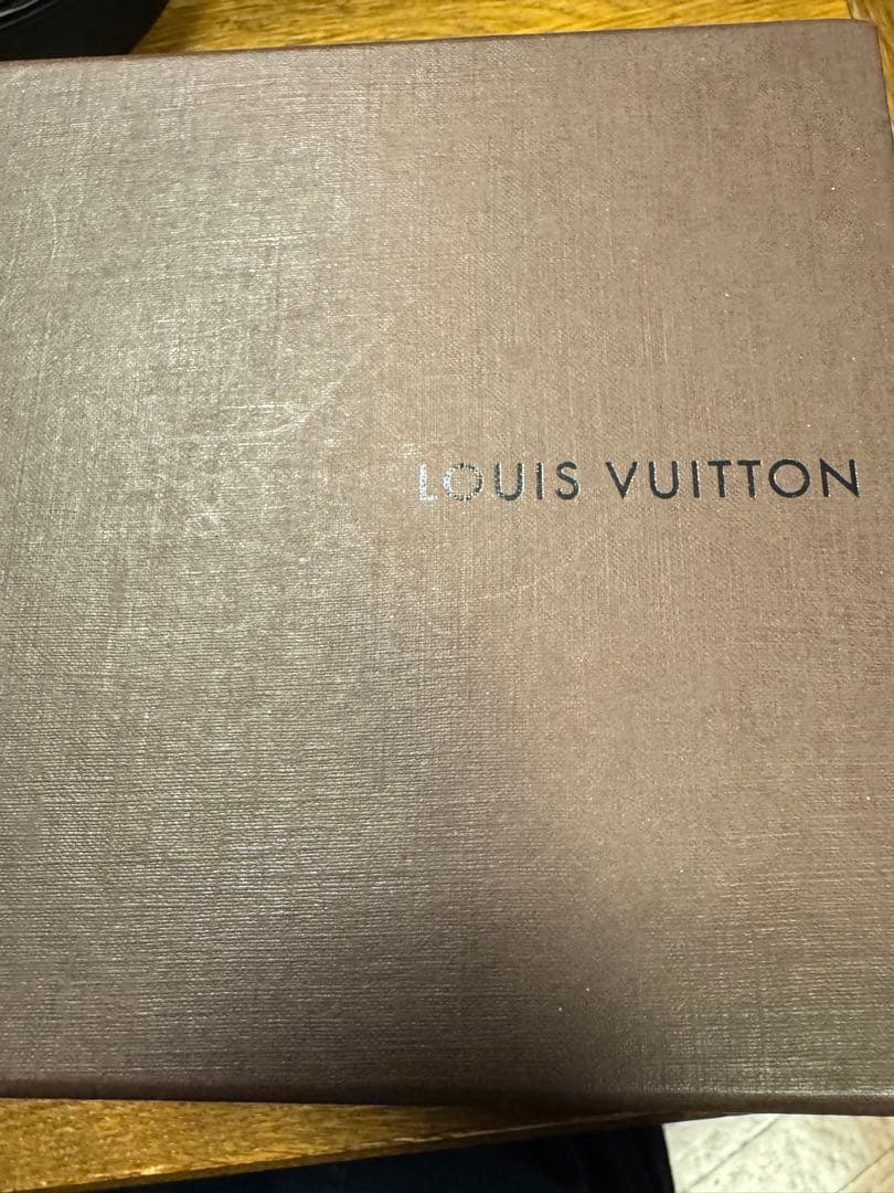 限定価格　LOUIS VUITTON エピ　ベルト