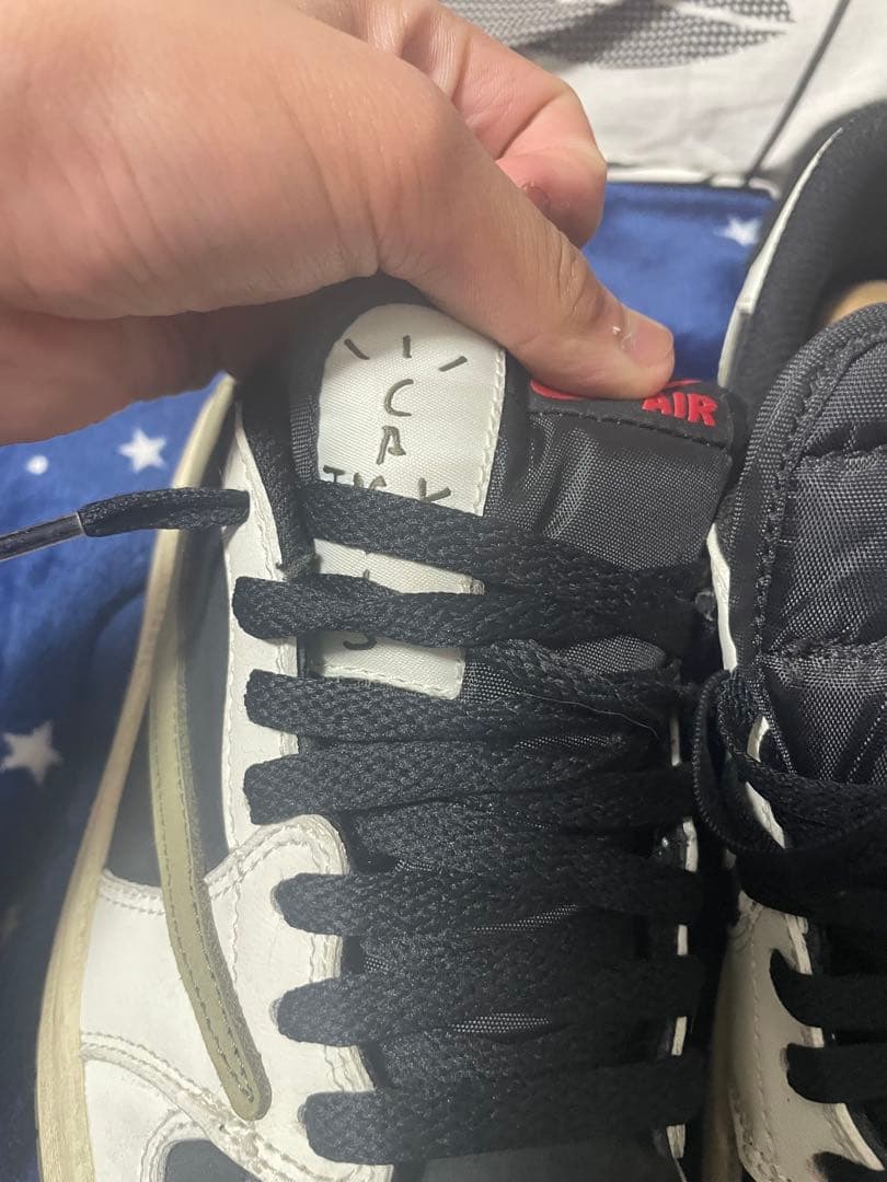 Nike Air Jordan 1 Low オリーブトラビススコット