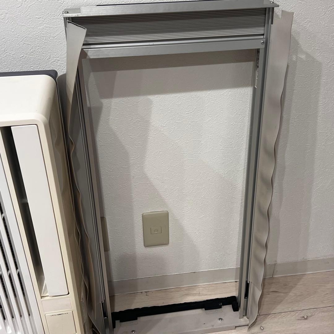 kOIZUMI　小泉　ルームエアコン　KAW-1962　窓取付枠セット