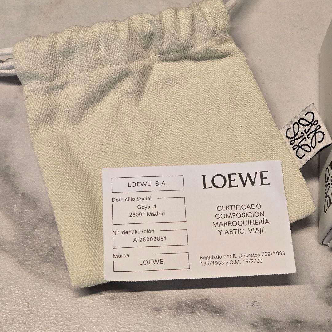 未使用　美品　LOEWE　ロエベ　アナグラム　キーリング　チャーム　ゴールド