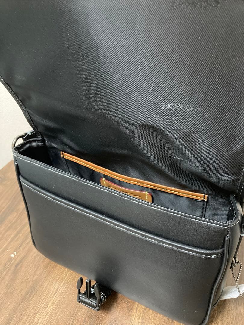 【新品】コーチ　リーグ メッセンジャー バッグ
