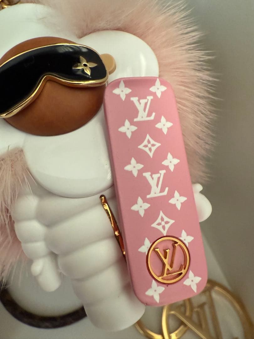 Louis Vuitton キーホルダー ミンク未使用