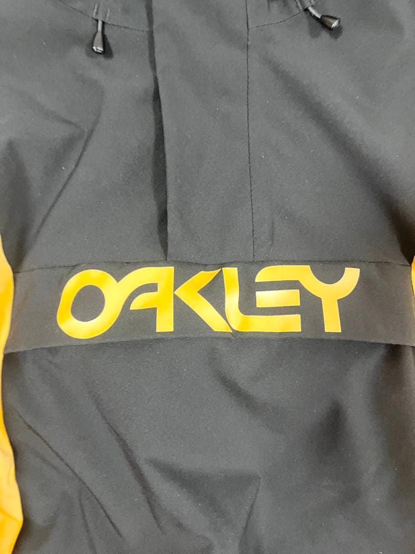 【美品‼️】OAKLEY スノーボードウェア　オークリー　スノボ　冬　24/25