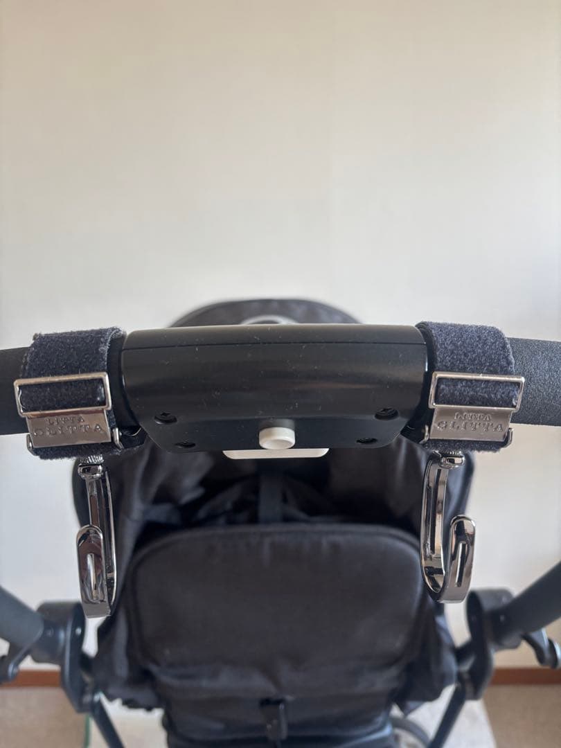 cybex eezy S twist サイベックスイージーS ツイスト　ブラック