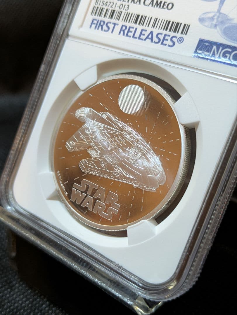 【コレクター必携】2024年スター・ウォーズ銀貨　最高鑑定ミレニアム・ファルコン