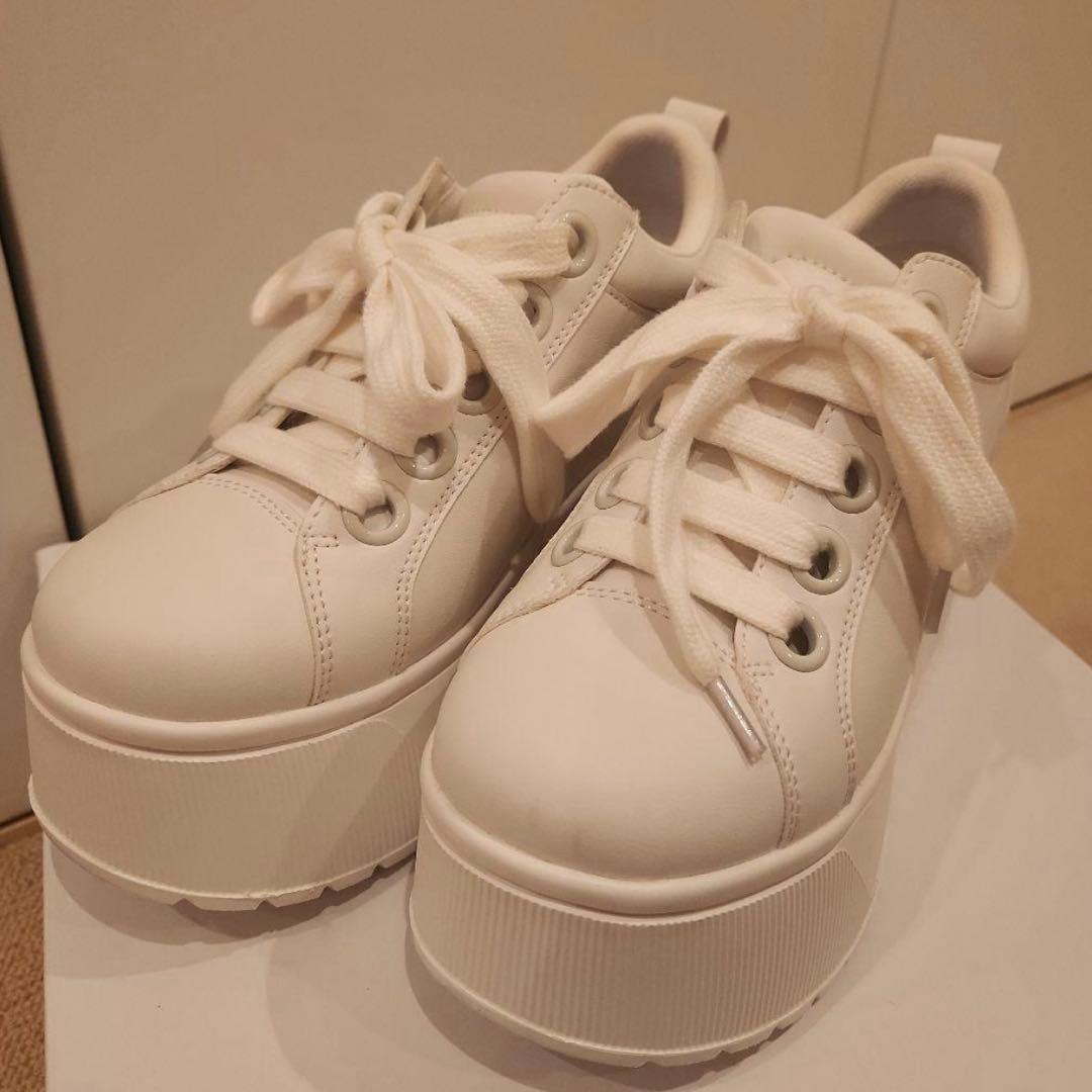 鈴木亜美さん厚底スニーカーホワイトSサイズ