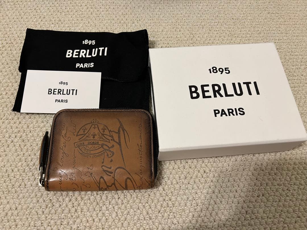 【最終値下げ】Berluti ベルルッティ　ケース　ワパ