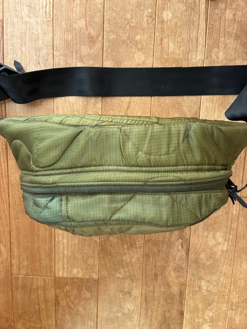 US Customized Quilted ボディー バッグ