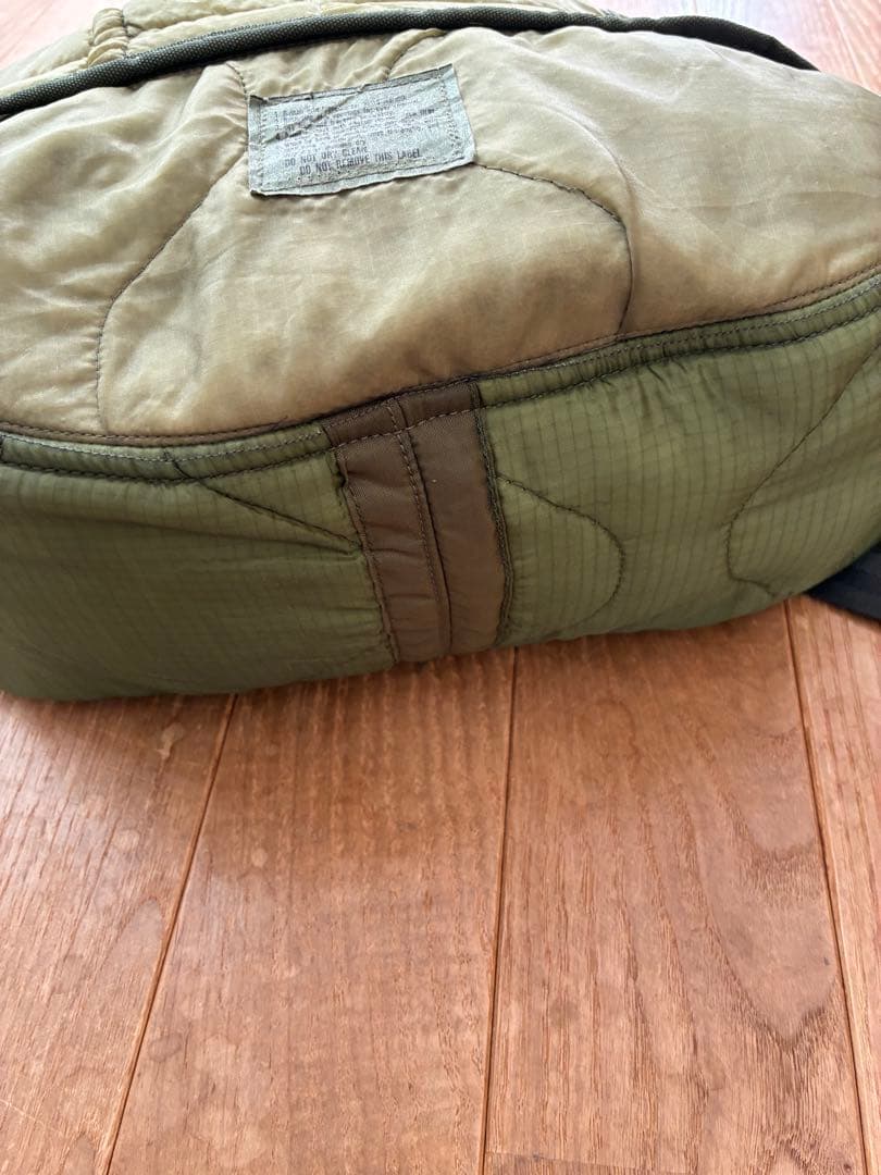 US Customized Quilted ボディー バッグ