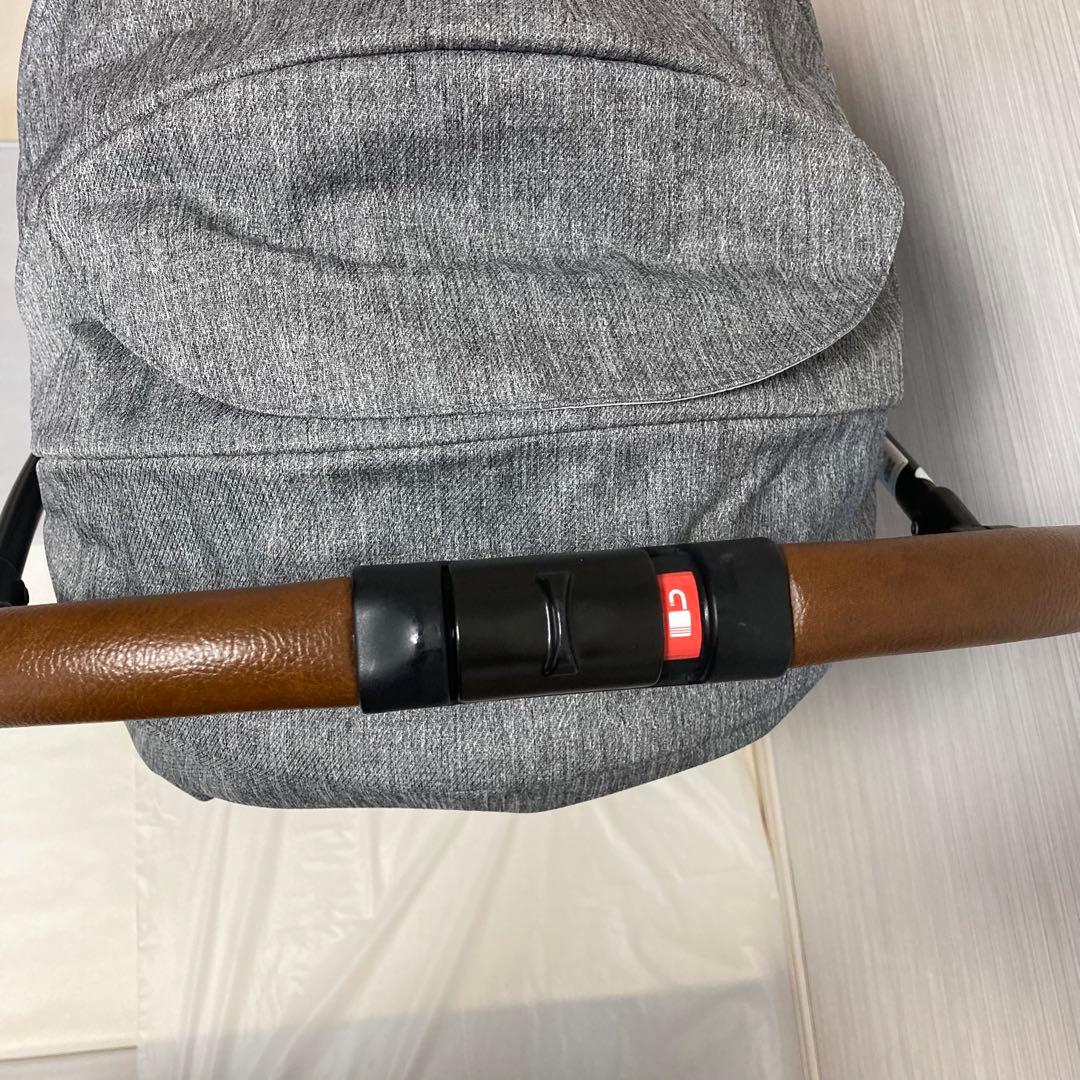 アップリカ　ラクーナビッテ　クッション
