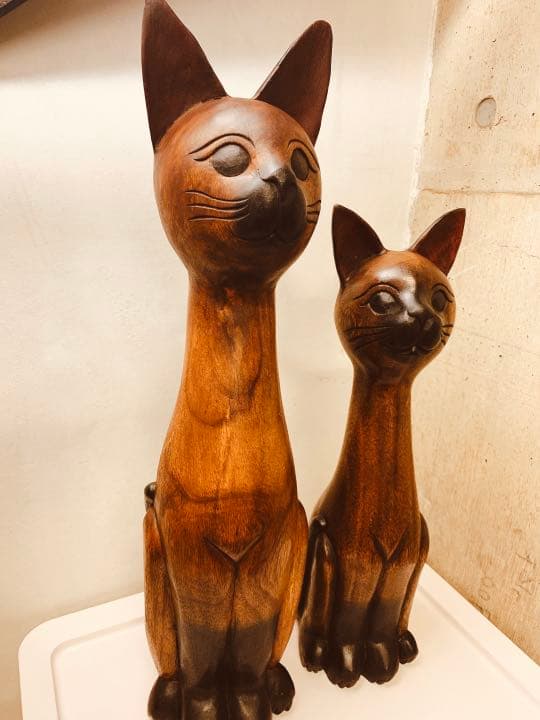 猫の木彫り作品　親子ネコ　ネコ好きにはたまらない