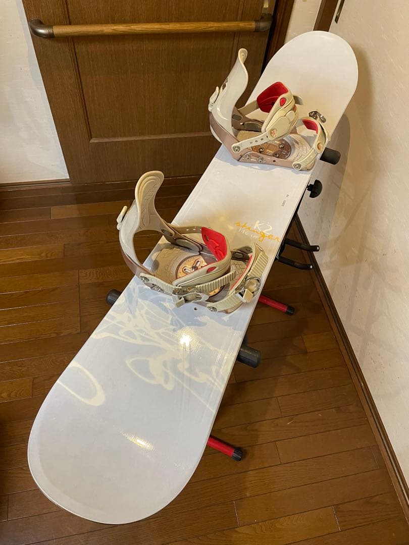 K2 レディス スノーボード146 cm + BIN(S) 美品