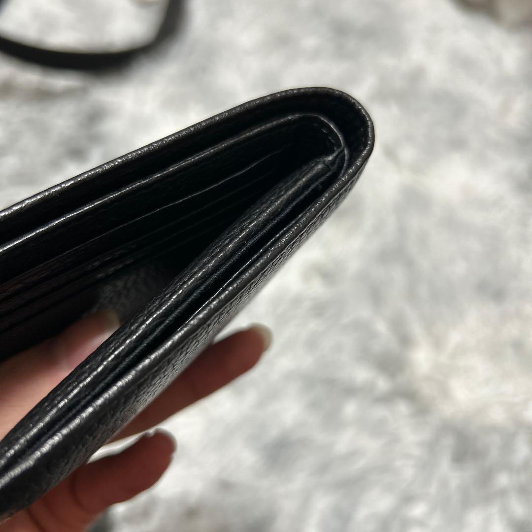 【美品】DIESEL ディーゼル 二つ折り財布　ブラック レザー