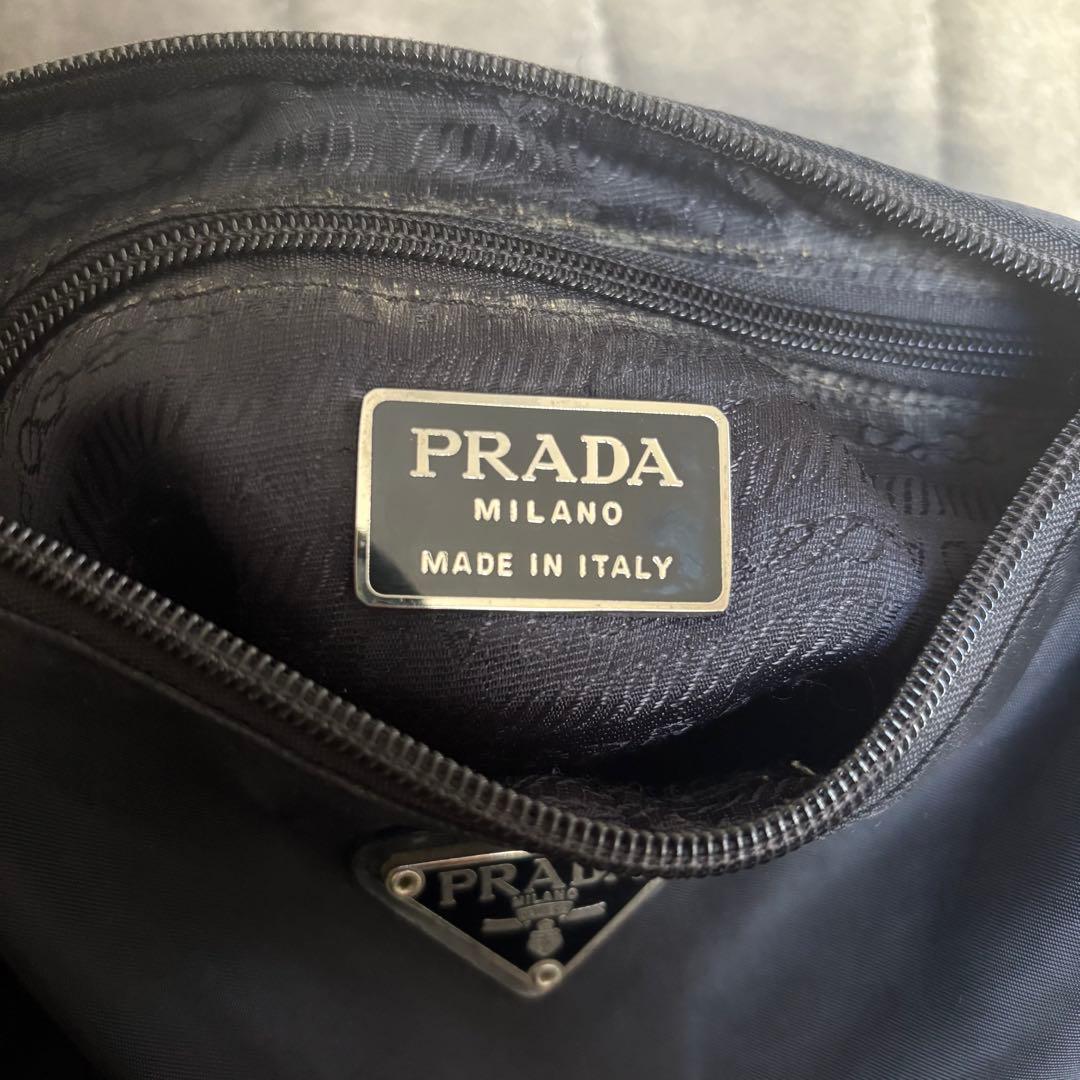 PRADA プラダ ブラック ポーチ テスート ナイロン 三角ロゴ