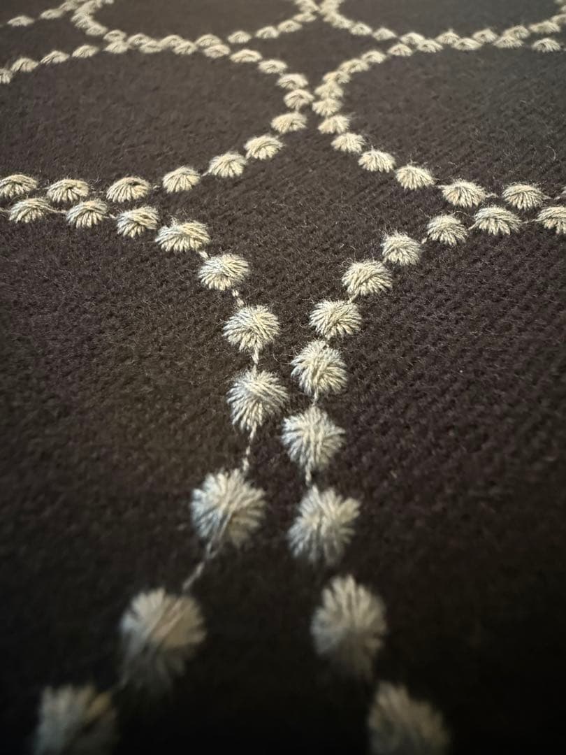 ミナペルホネン生地使用スツール　オットマン　イス　チェア　椅子　家具　インテリア