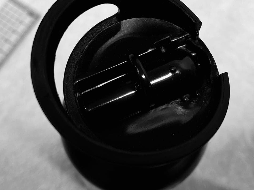 PRADA プラダ ステンレス水筒 500ml 黒