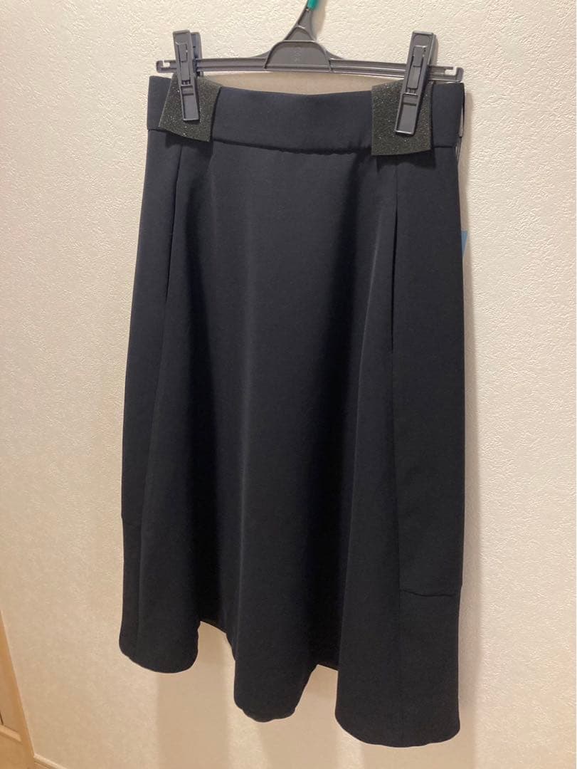 組曲【VERY3月号掲載・NAVY】 コンフォータブルドレープ フレアスカート