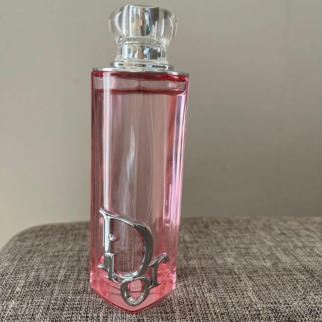 Dior アディクト ロージー グロウ オードゥパルファン 50ml 箱無し