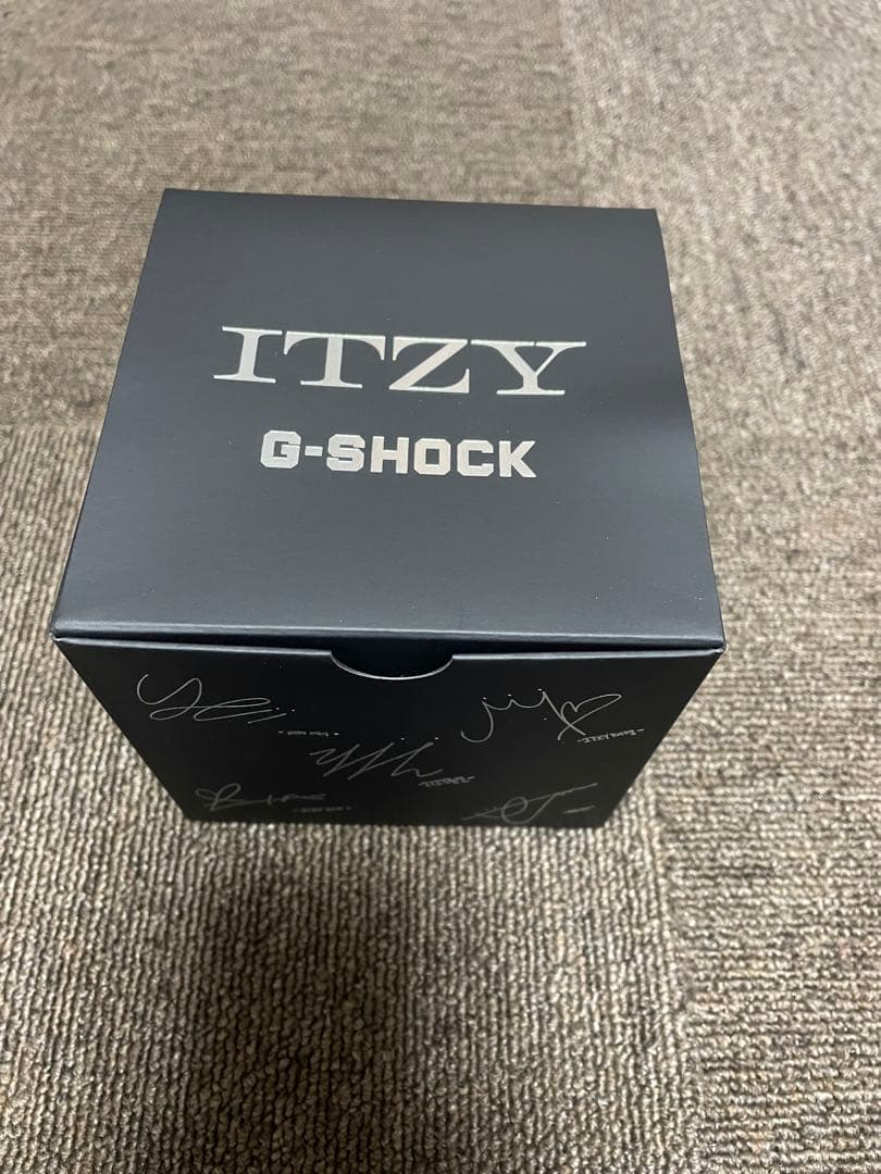 時計 G-SHOCK ITZY GMD-S5610IT-6JR