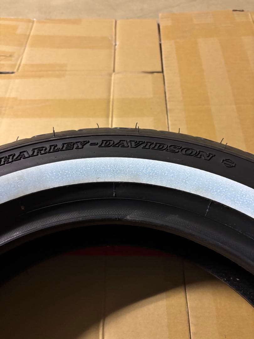 DUNLOP D401 150/80B16 M/C 71H ホワイトリボン　ロゴ