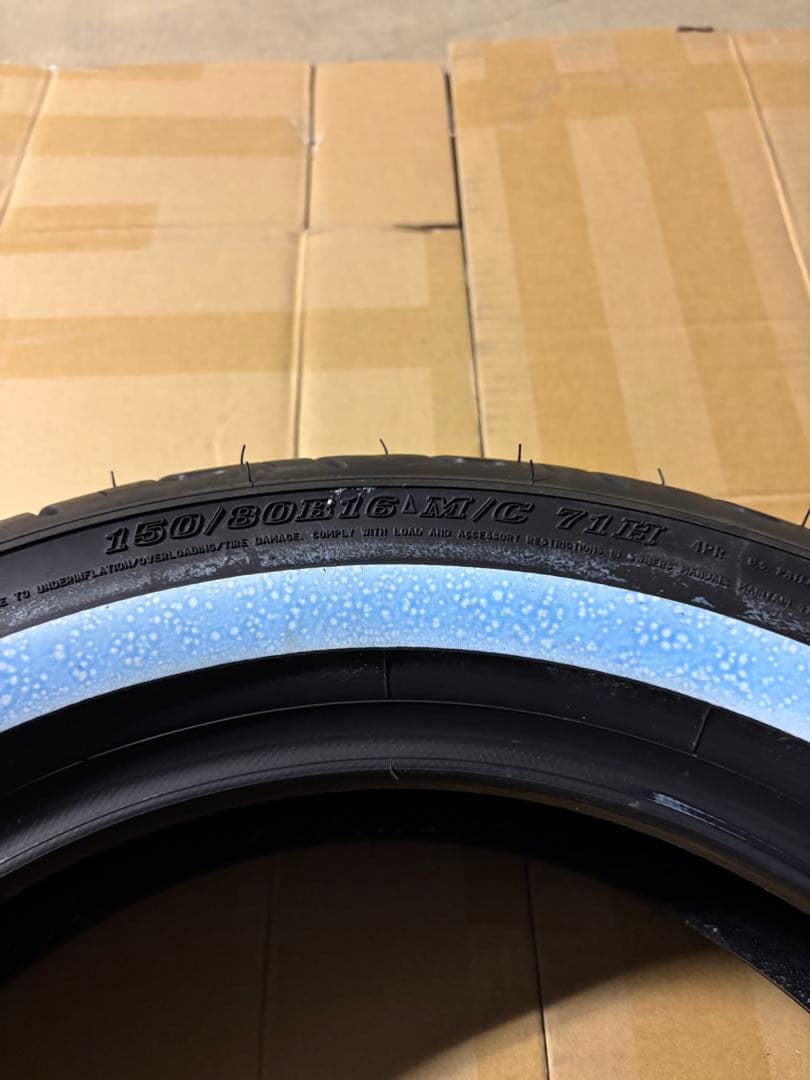 DUNLOP D401 150/80B16 M/C 71H ホワイトリボン　ロゴ