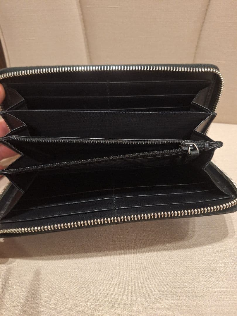 グッチスネーク長財布　グッチGGスプリーム