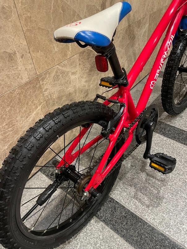 ヨツバサイクル-18インチ-ヒーローレッド-junior-手渡しのみ