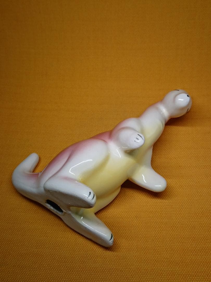 【美品】カンガルー　陶器　オブジェ　置物　インテリア　工芸品　美術品　A3383