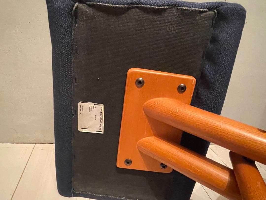 stokke バリエール　バランスチェア　腰痛対策　姿勢矯正
