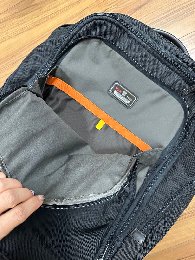 TUMI キャリーバッグ　黒　機内手荷物OK