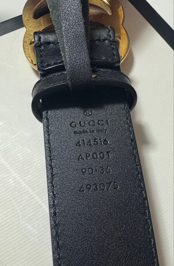付属品有 GUCCI ブラックレザー ベルト GGロゴ ゴールド