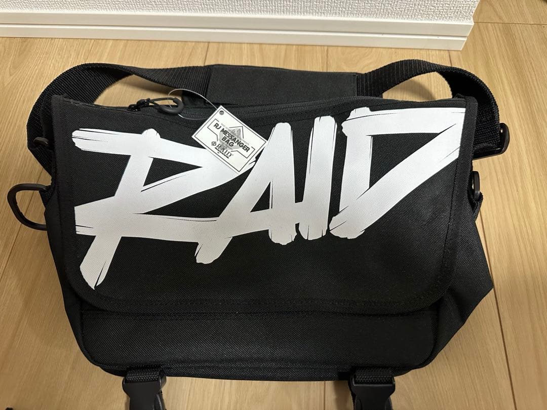 【新品未使用】レイドジャパン RAID JAPAN メッセンジャーバッグ