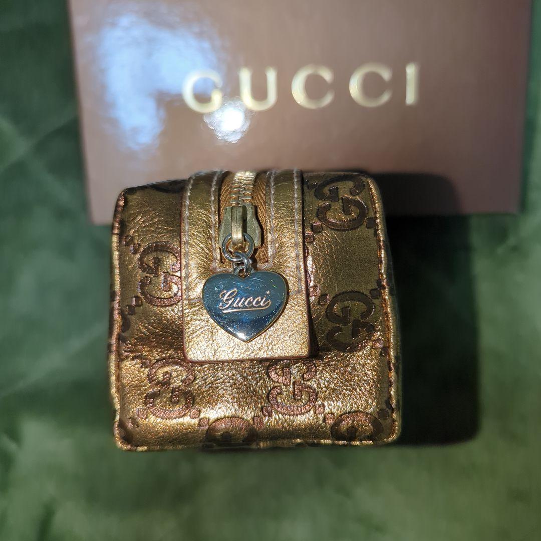 GUCCI ゴールドレザーポーチ GGパターン 箱付き