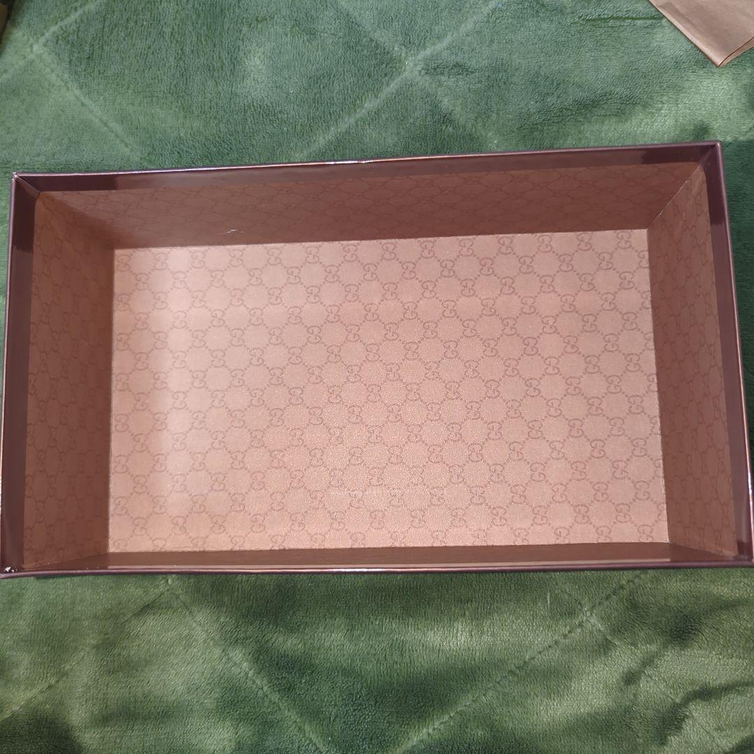 GUCCI ゴールドレザーポーチ GGパターン 箱付き