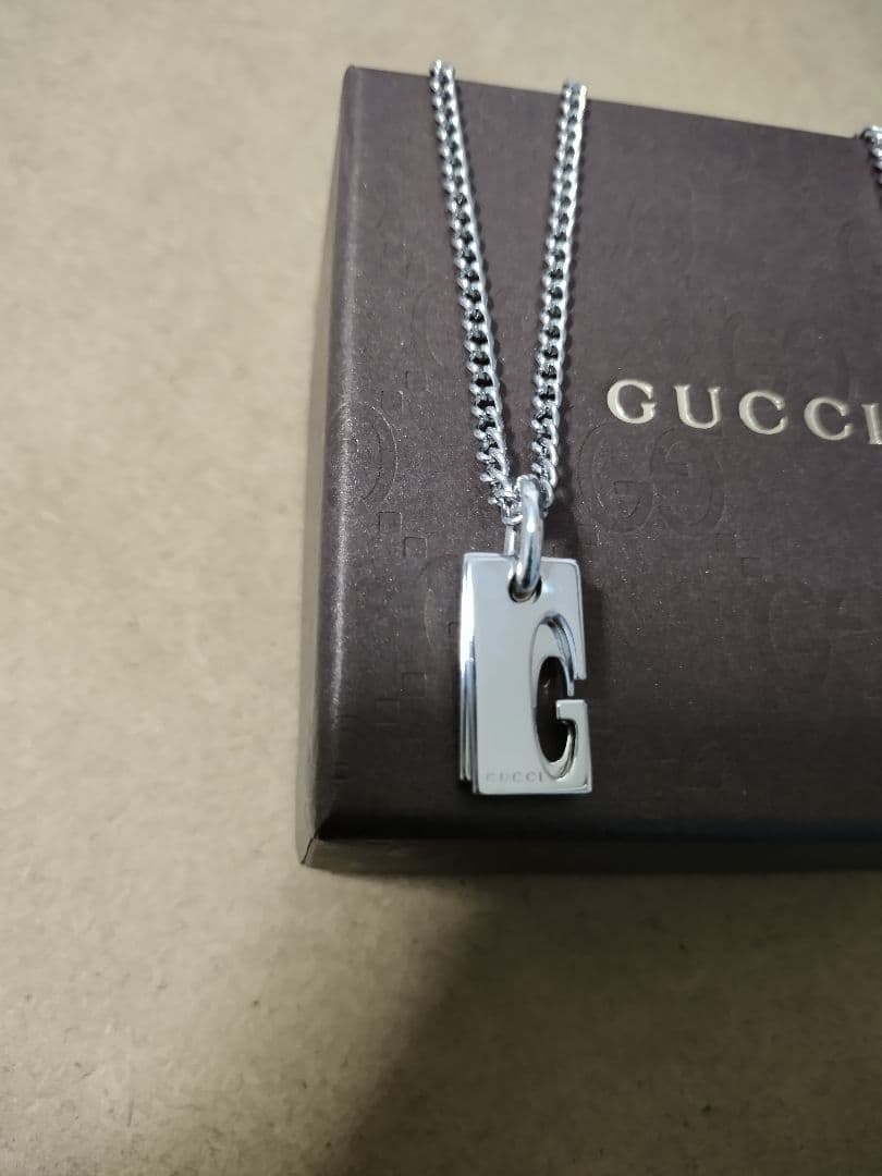 美品 GUCCI グッチ シルバー925 ダブルプレートネックレス 高級感あり