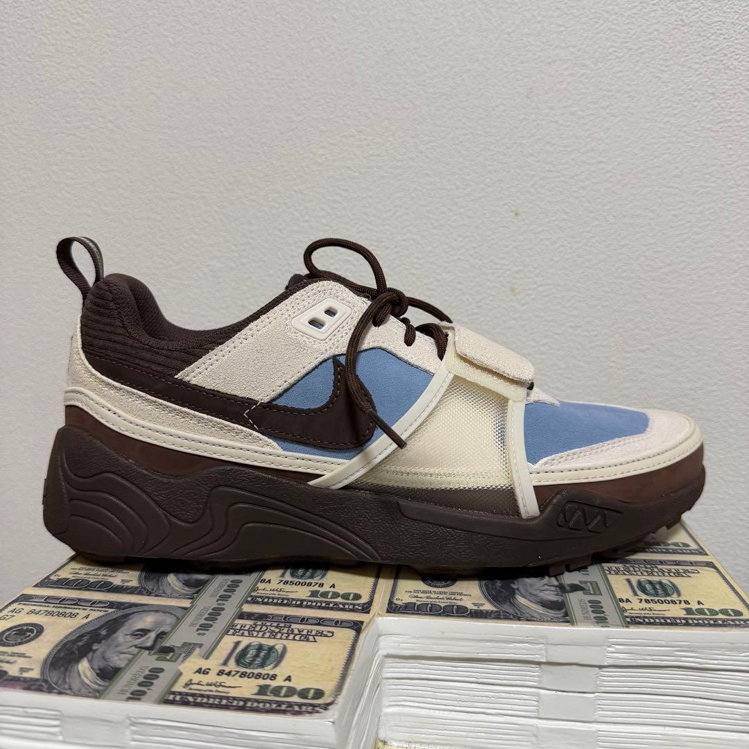 靴 ZoomField Jaxx Pale Ivory and Leche Blue