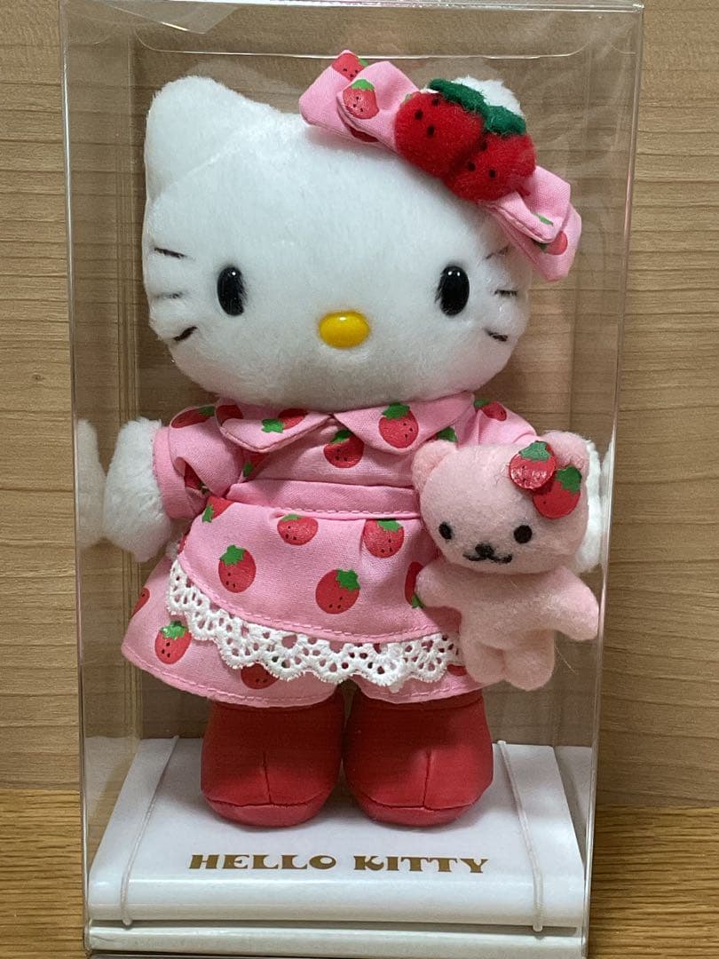 ハローキティ マンスリードール いちご ポイントドール