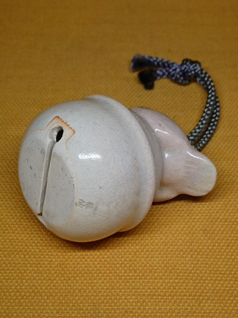 トリ　鳥　土鈴　陶器　オブジェ　置物　インテリア　工芸品　美術品　A3212