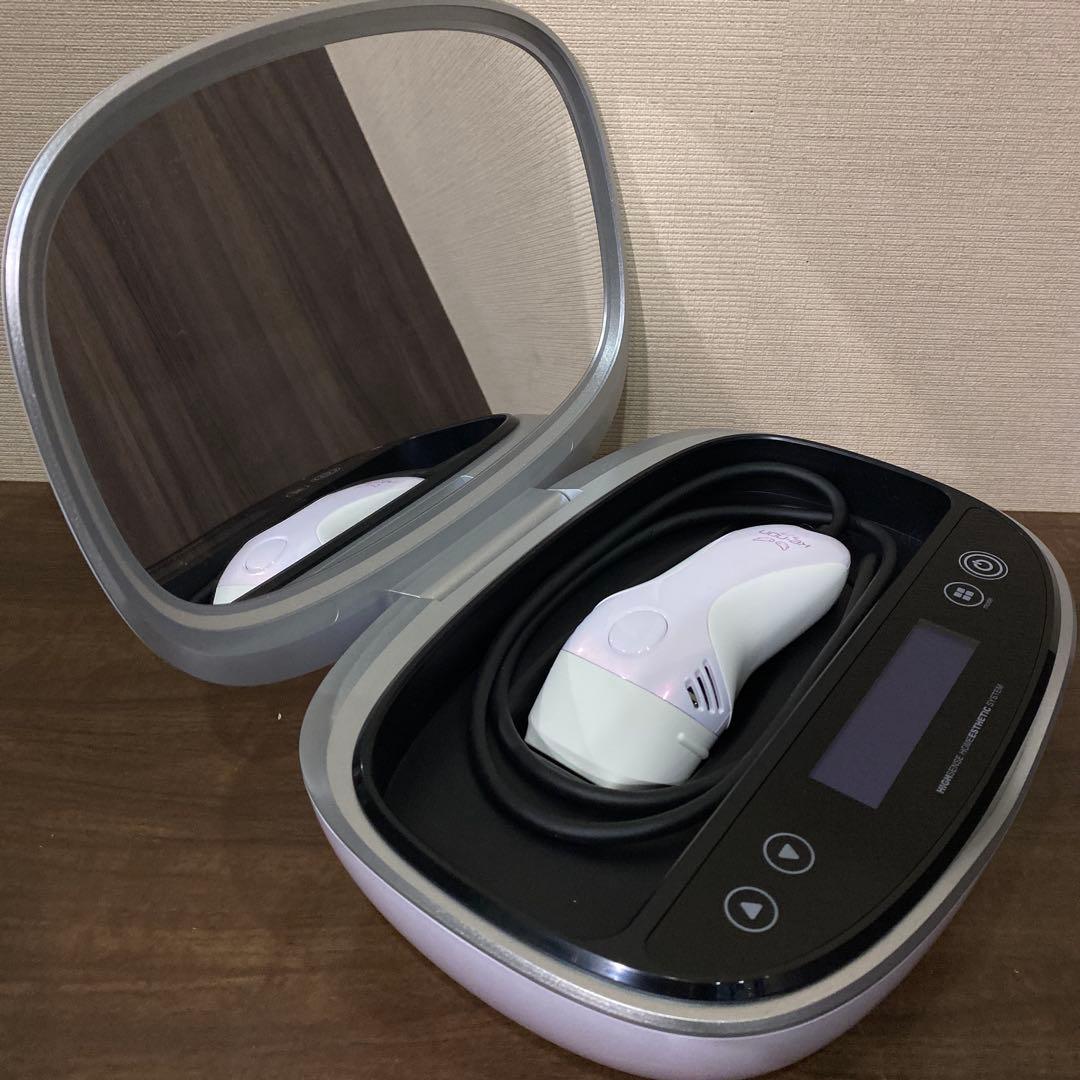 ケノン　脱毛器 8.6 NIPL-2080 2023年製 220W ホワイト